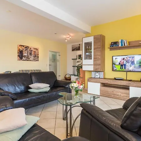 Hotel Colpin Strandstrasse 17a Ferienwohnung 1 Stranddistel Kölpinsee